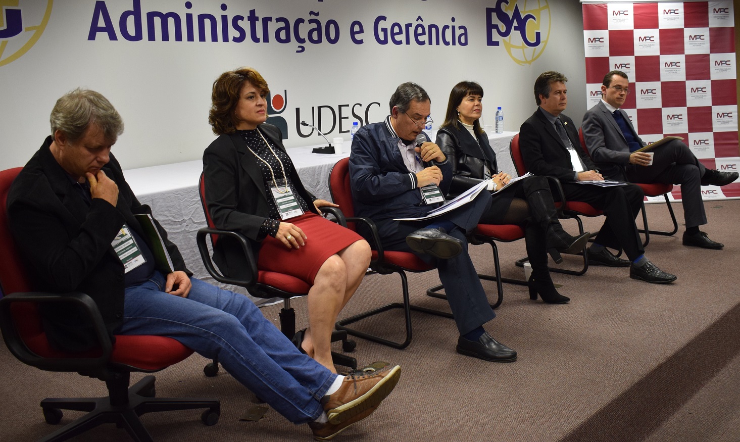 Mesa Redonda udesc